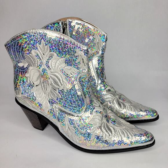 NEW Helen's Heart Embroidered Sequin Silver Metallic Cowboy Booties Size 10 - Picture 2 of 12